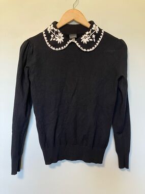 Aaeda Black Sweater with White Embroidered Collar